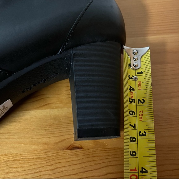 Clarks Women’s Kalea Gillian Ankle Boots Black, Size 9M, New - Picture 4 of 7